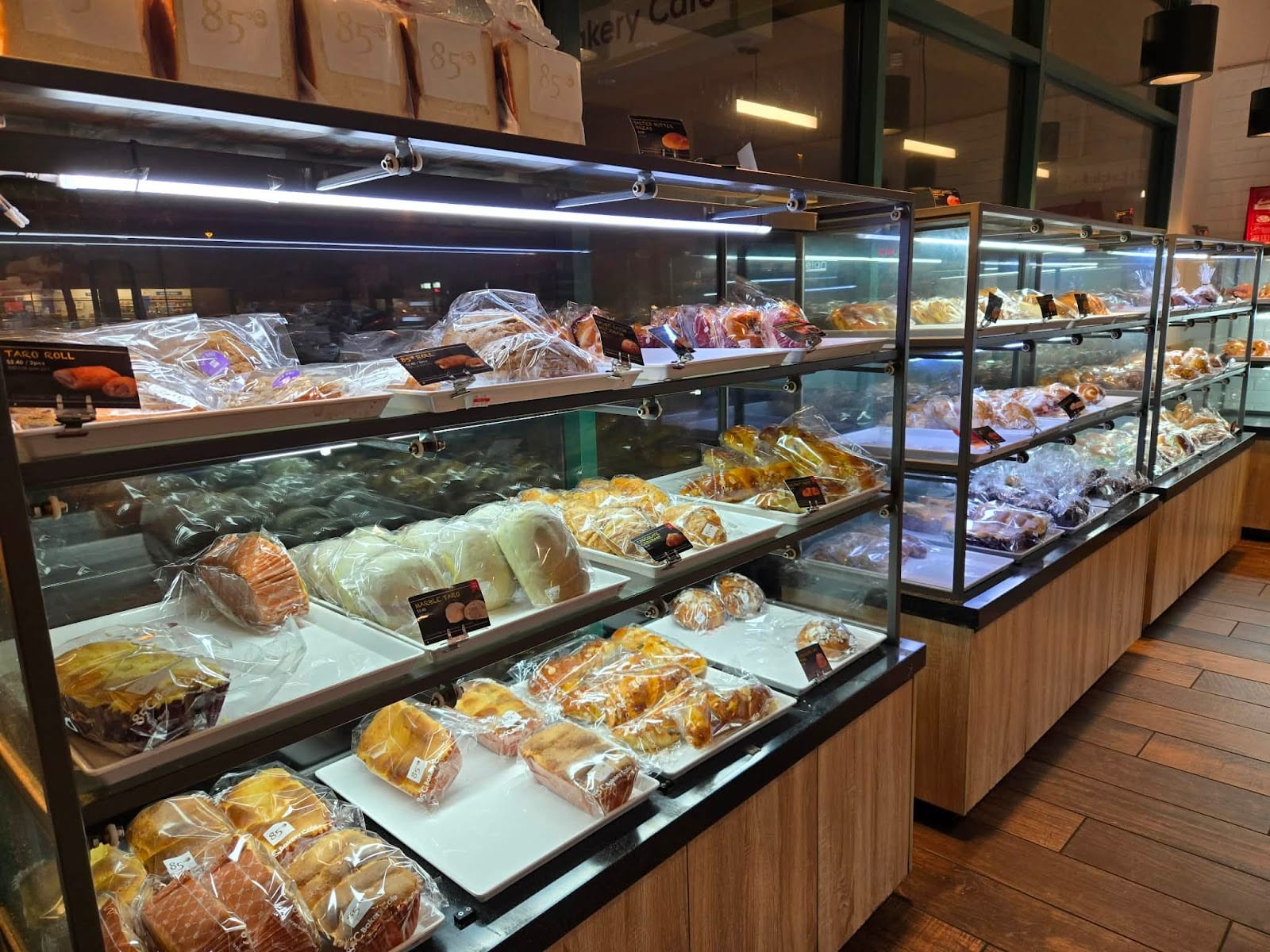 85°C Bakery Cafe - Fountain Valley