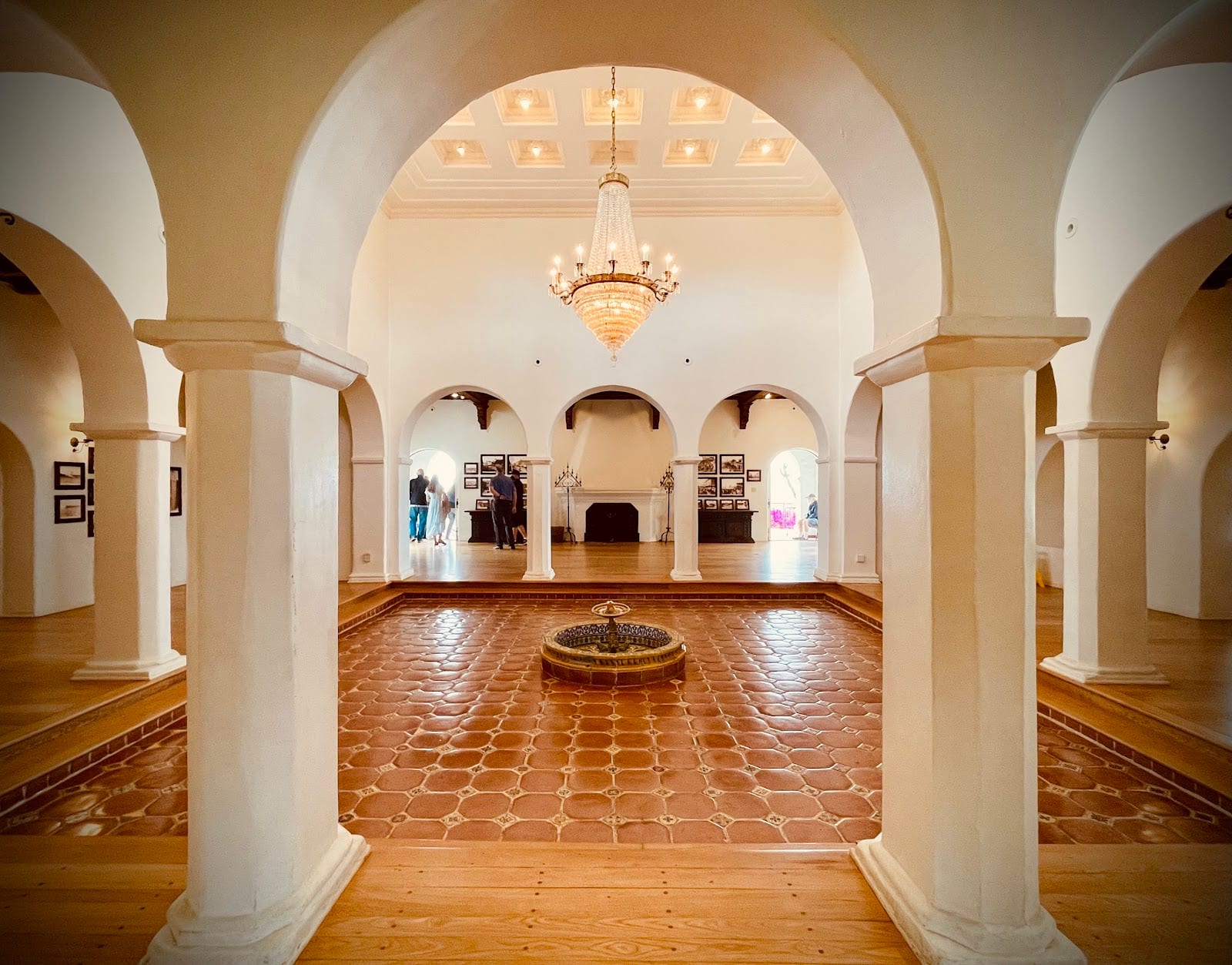 Casa Romantica Cultural Center and Gardens