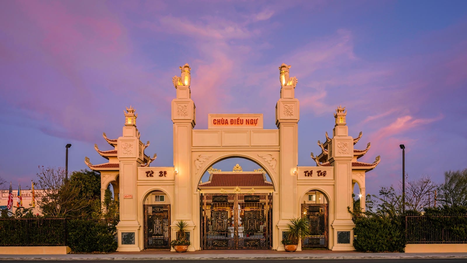 Chua Dieu Ngu Buddhist Temple