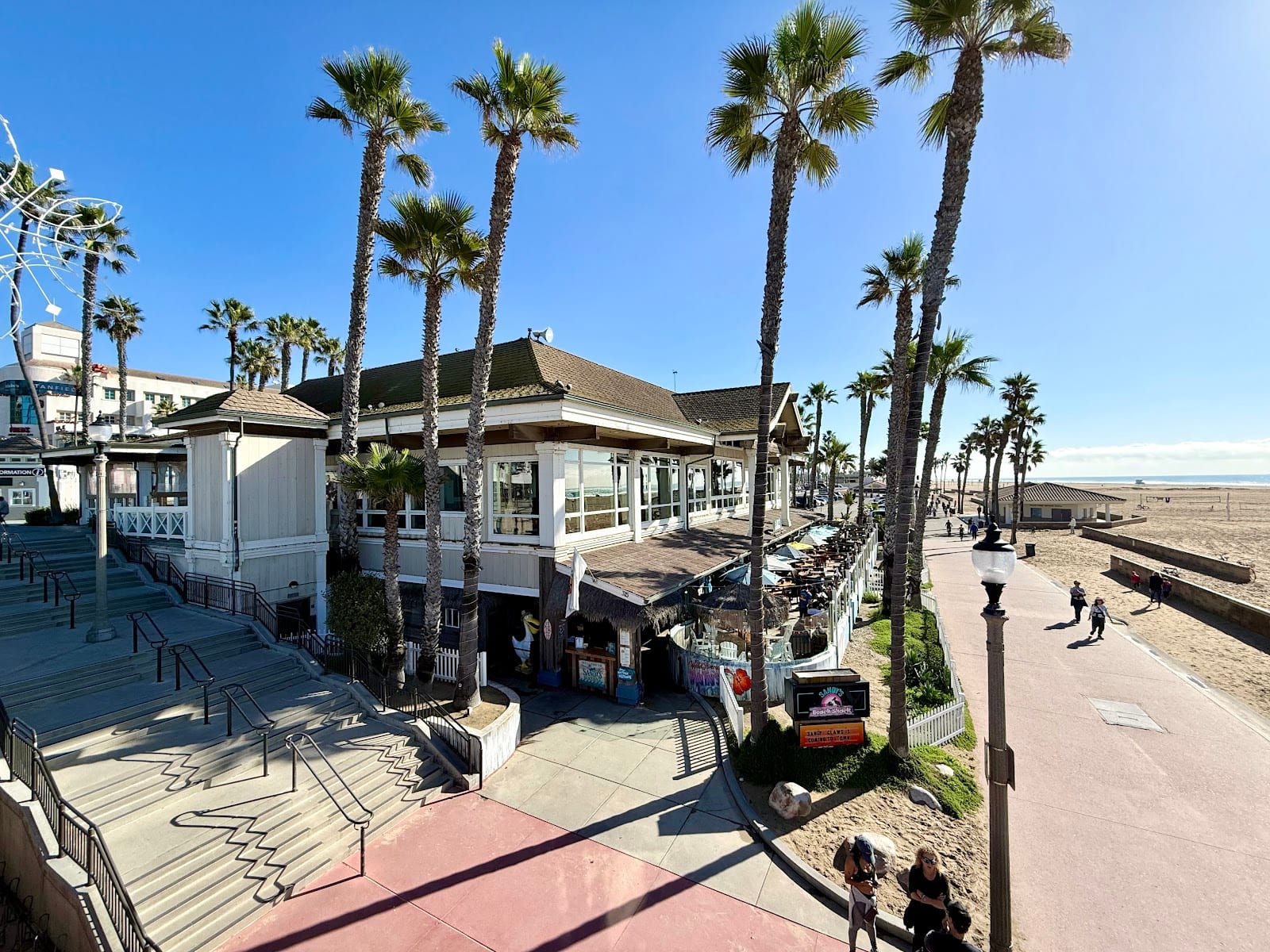 Duke's Huntington Beach