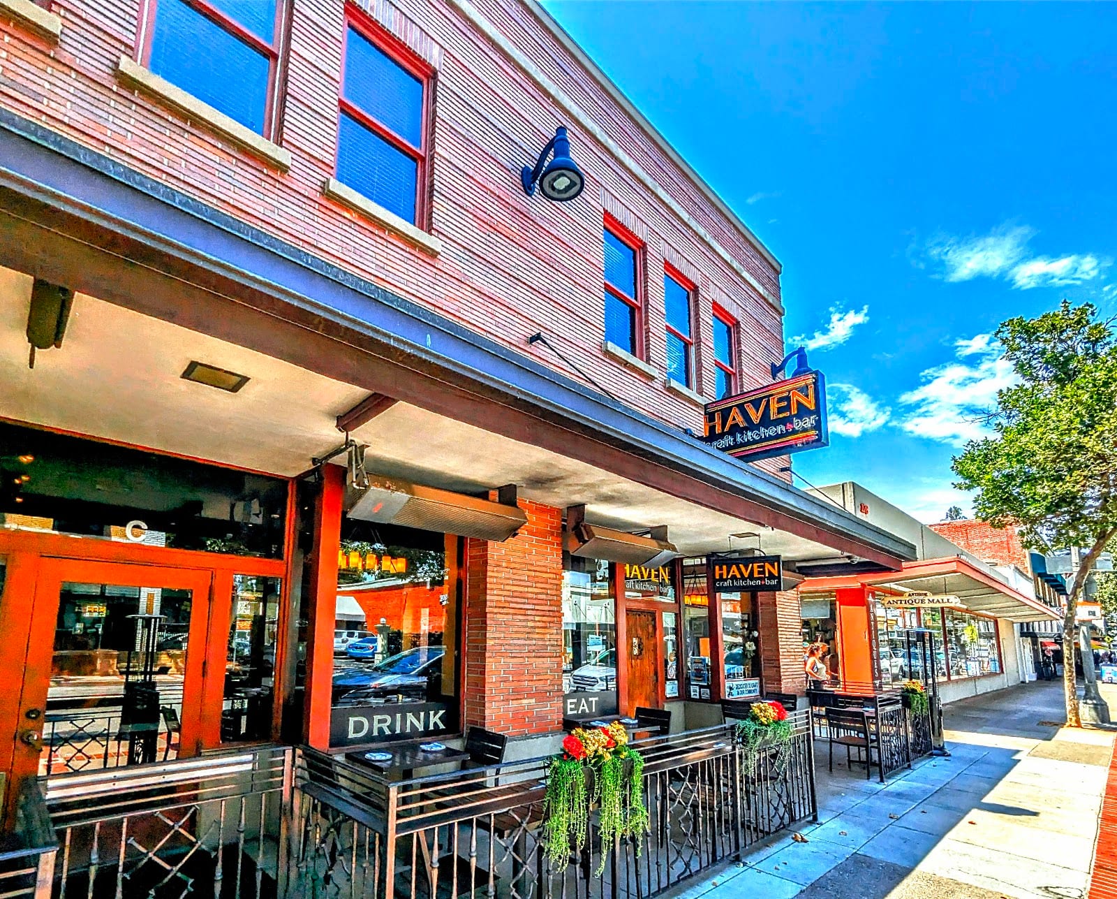 Haven Craft Kitchen + Bar
