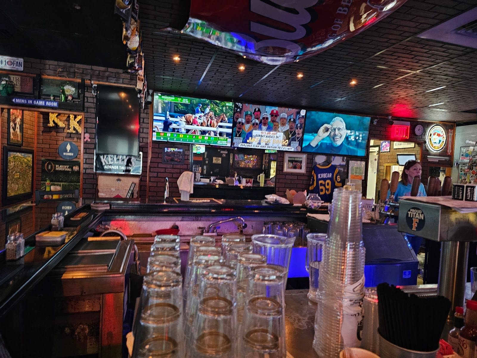 Kelly’s Korner Tavern