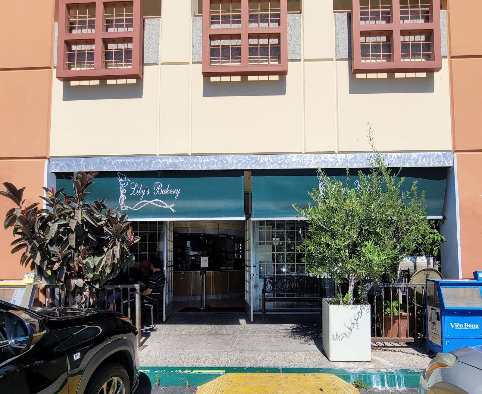 Lily's Bakery