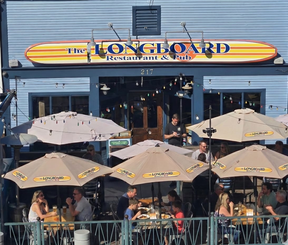 Longboard Restaurant & Pub