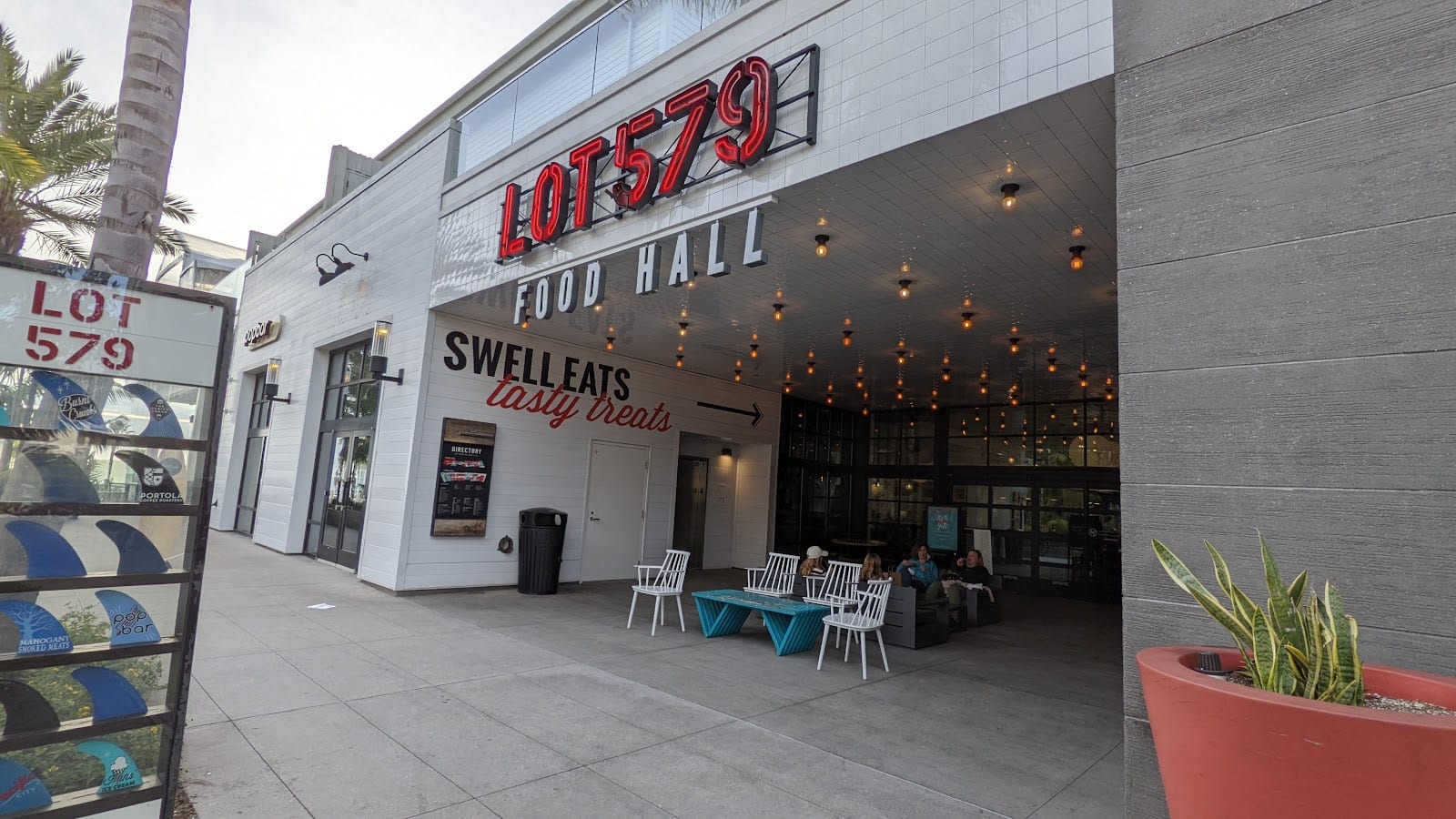 Lot 579