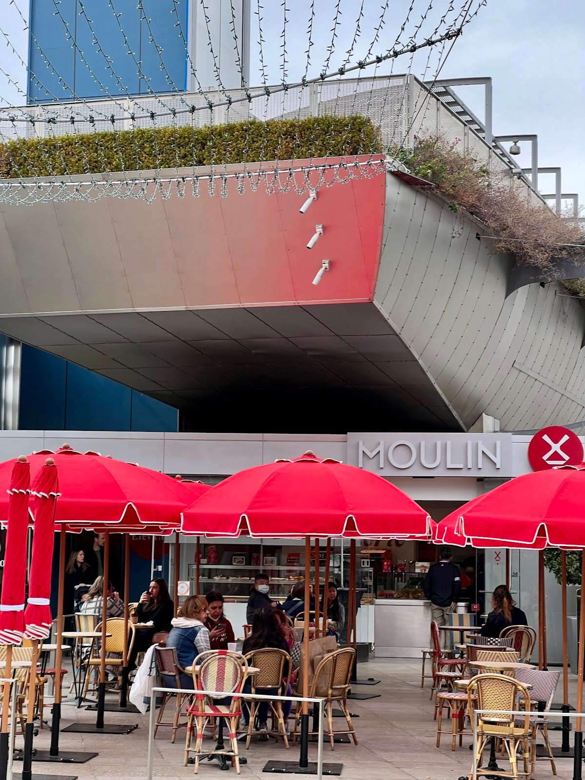 Moulin South Coast Plaza