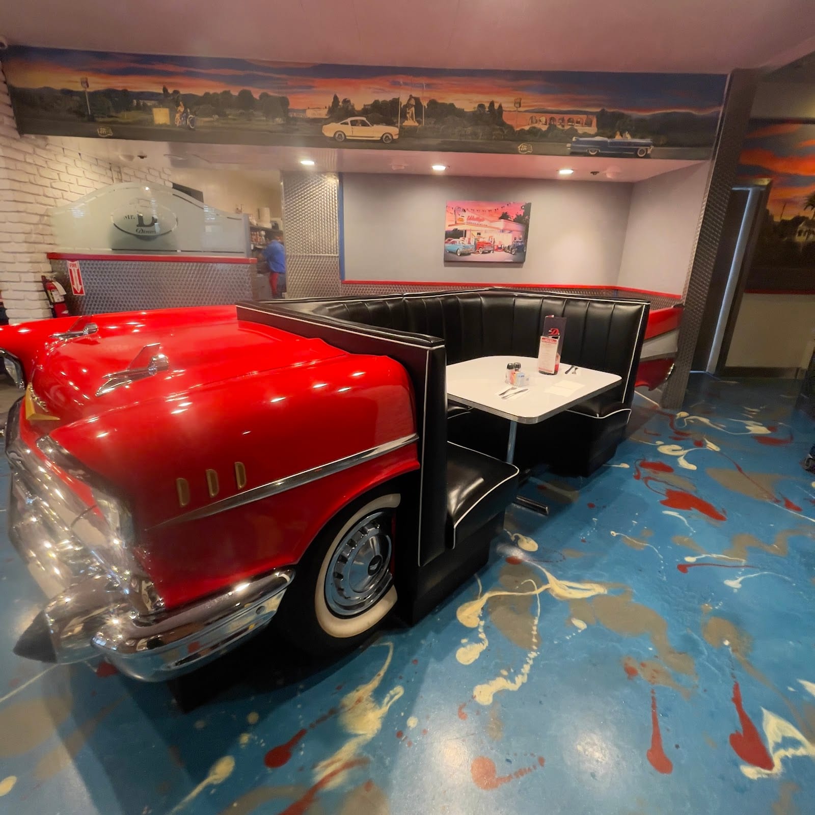 Mr D's Restaurant & Bar