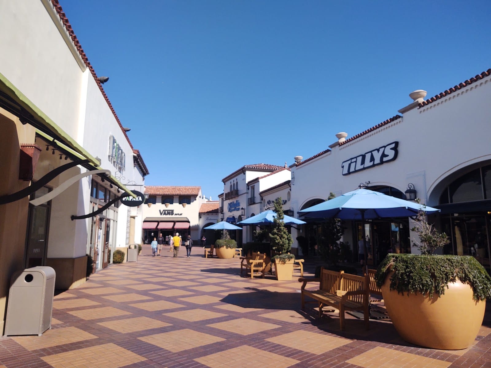 Outlets at San Clemente