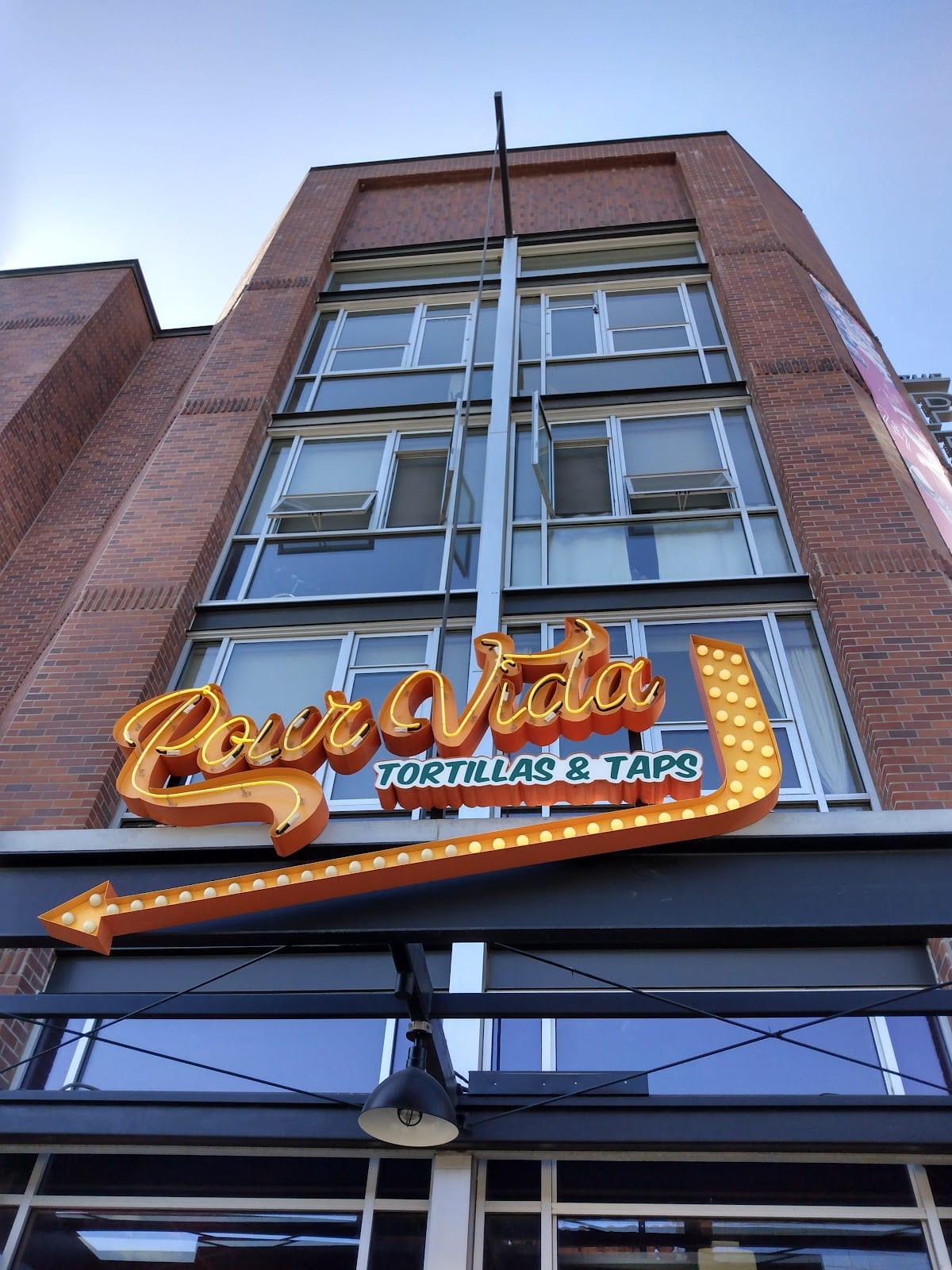 Pour Vida Tortillas & Taps
