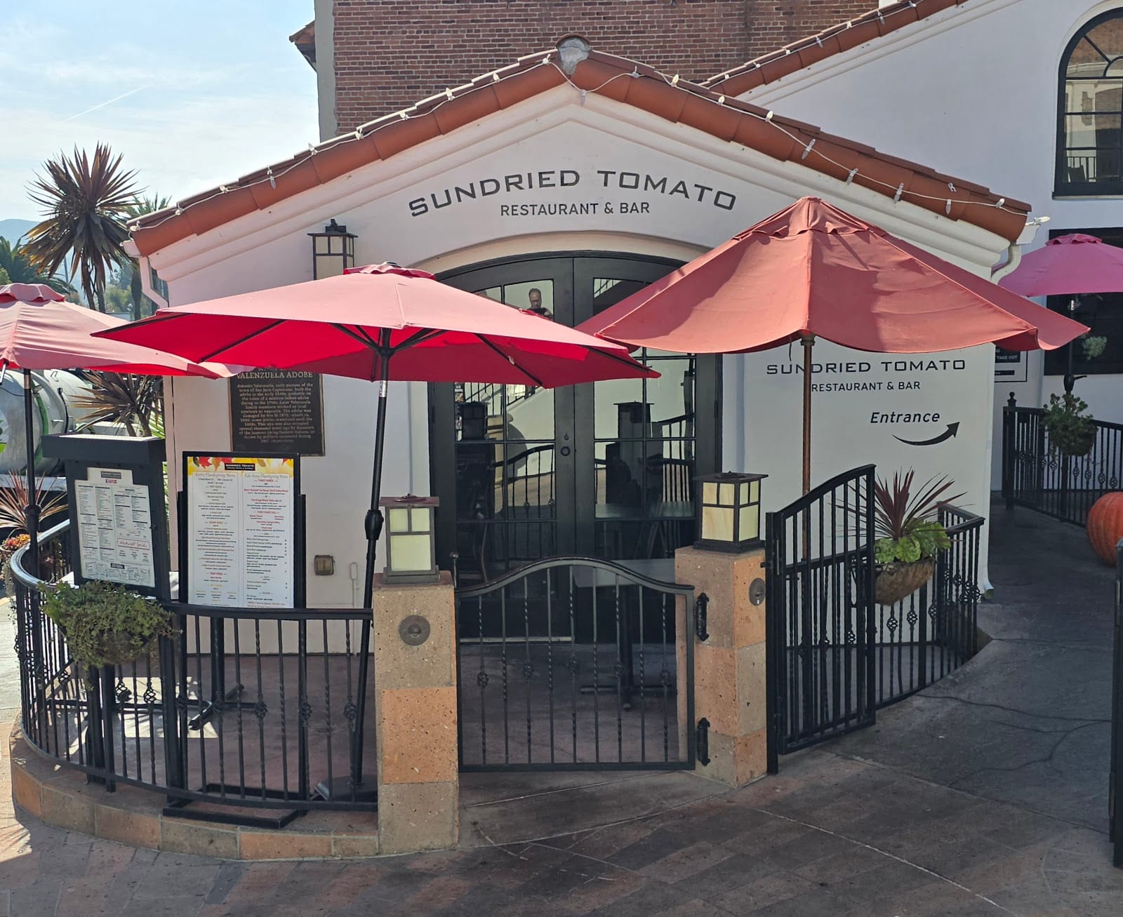 Sundried Tomato Bistro & Catering