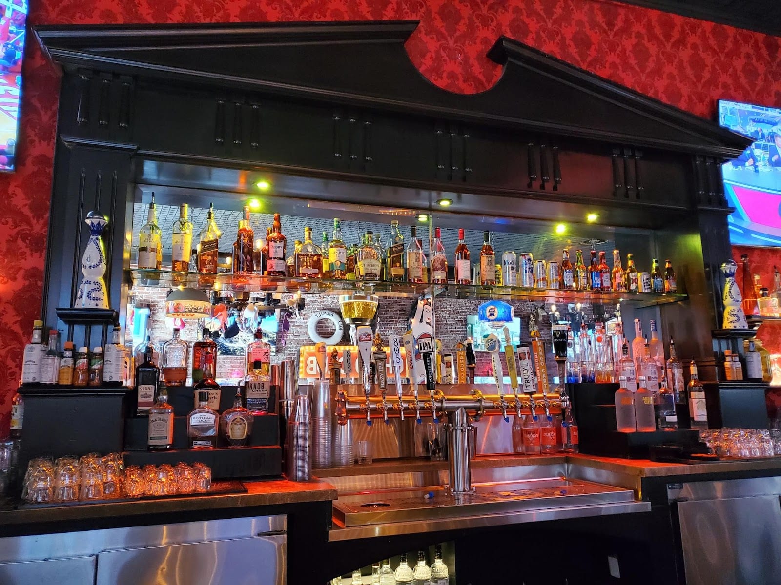The District Lounge